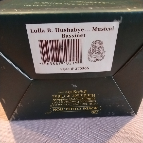 Boyds Bear Musical Bassinet Figurine - Picture 6 of 6